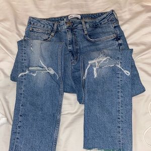 Zara ripped blue jeans